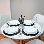 Modern & Stylish - Art Atelier 스코페