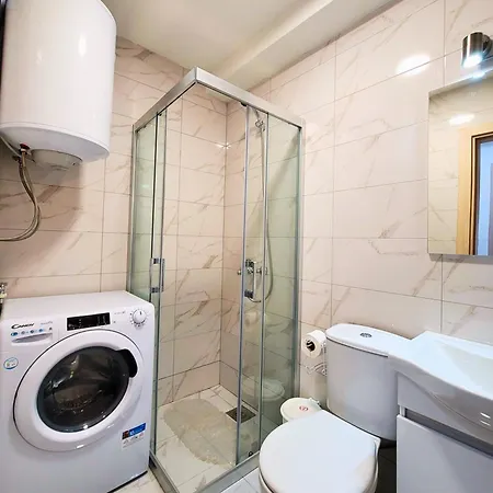 Modern & Stylish - Art Atelier Appartement Skopje