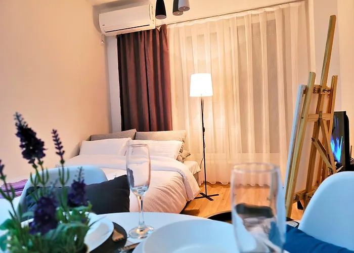 Апартаменти Modern & Stylish - Art Atelier *